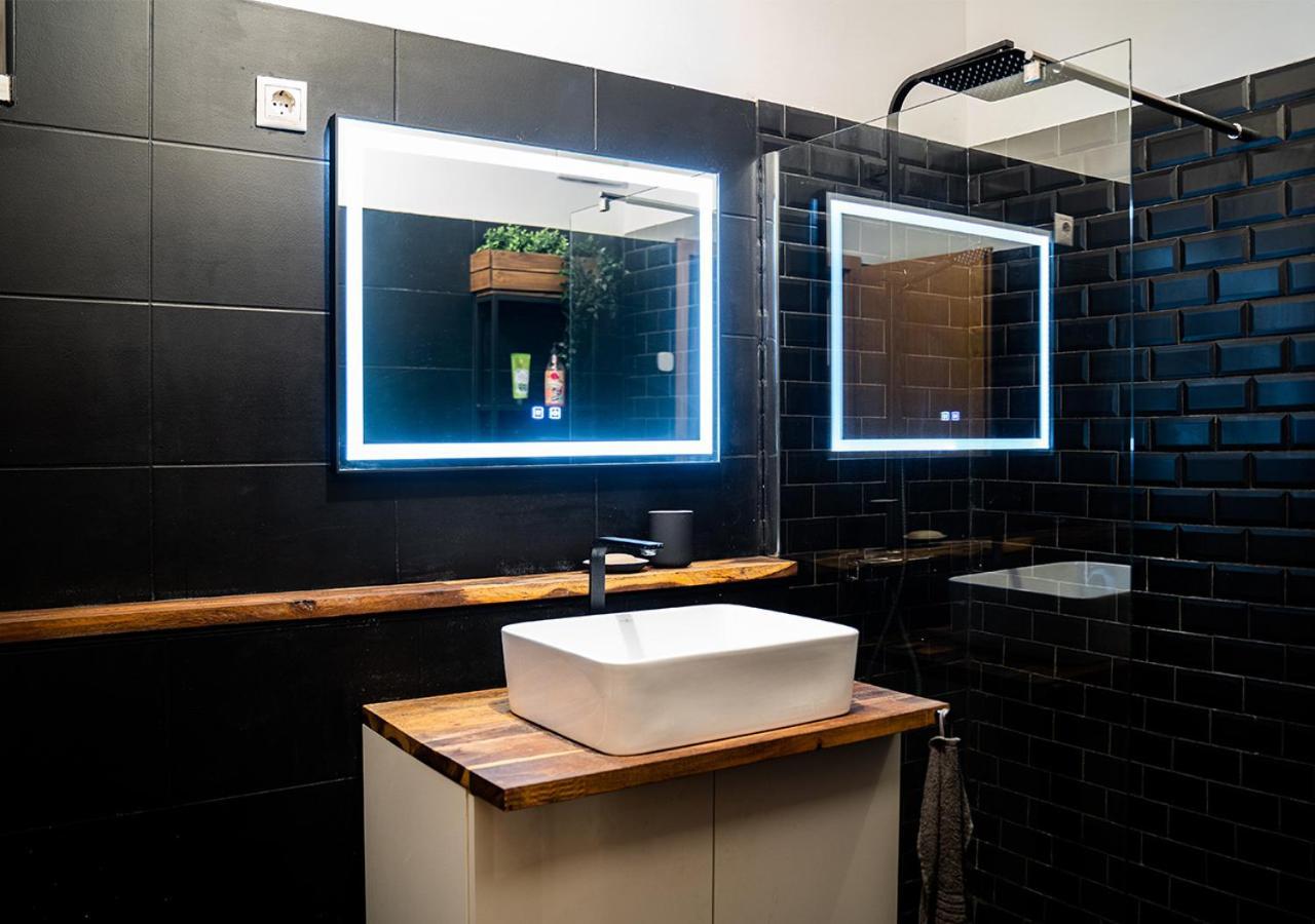 Free Parking - Downtown Location, Balcony & Nespresso Apartment Budapest Exterior photo